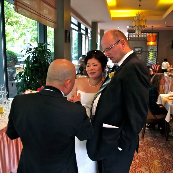 Foto 079: Hochzeit Huong & Peter, 8. Oktober 2011, 14:38 Uhr