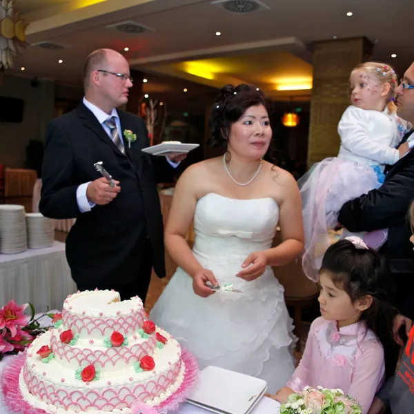 Foto 006: Hochzeit Huong & Peter, 8. Oktober 2011, 14:20 Uhr