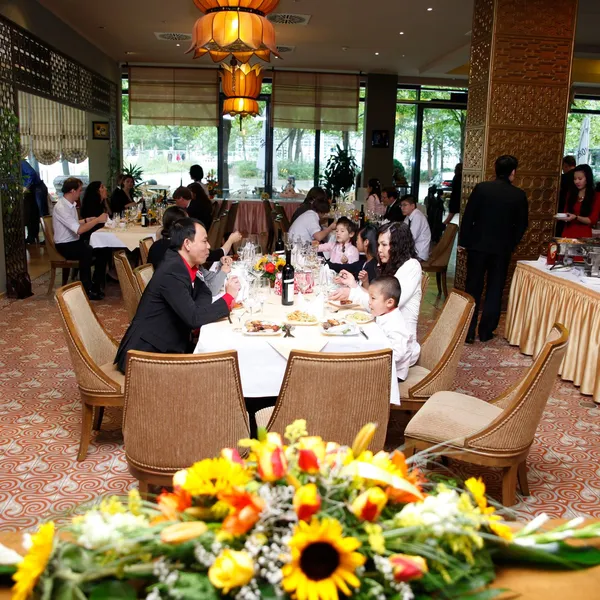 Foto 415: Hochzeit Huong & Peter, 8. Oktober 2011, 13:00 Uhr